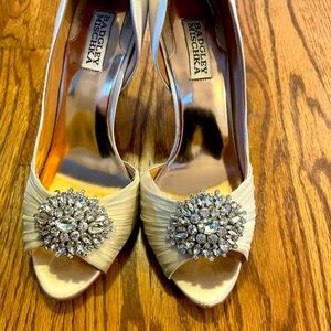 Badgley Mischka wedding shoes; worn 1x champagne color, size 8.5